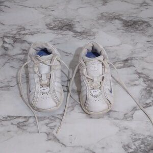Nike White and Blue Athletic Size‎ 8C Lace Up Toddler Shoes Kids